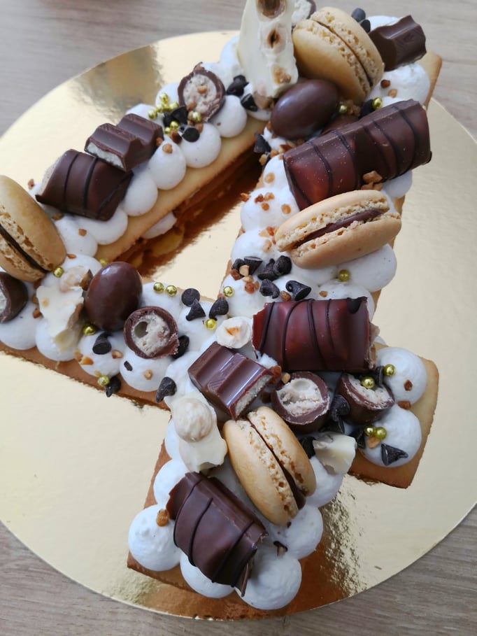 Number cake Chiffre 4 Parfum Kinder