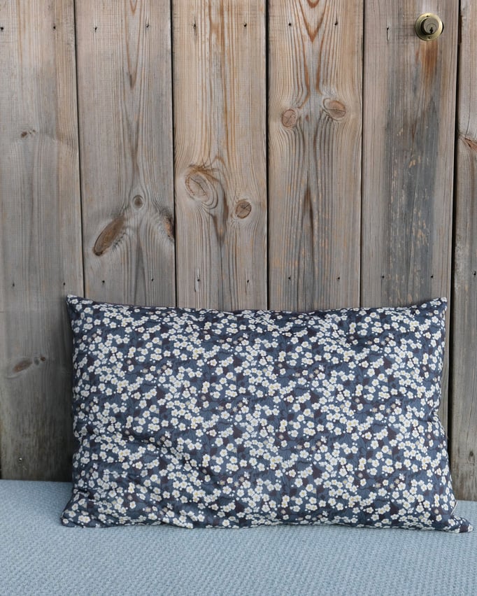 coussin imprimié fleurs