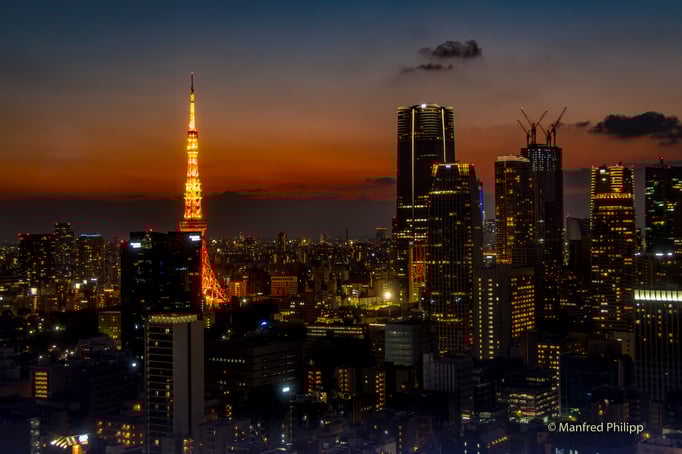 Abenddämmerung mit dem Tokyo-Tower