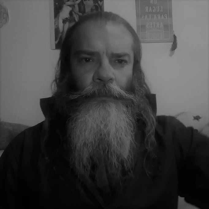 Julio César Bustos, colaborador