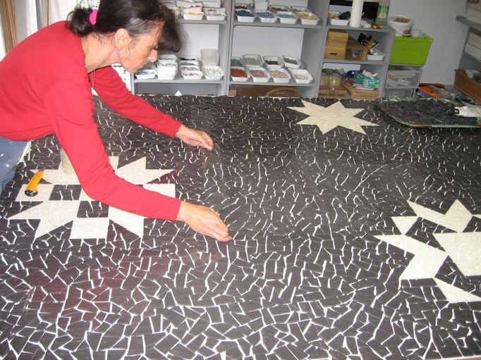 sol de la pièce, 1° partie