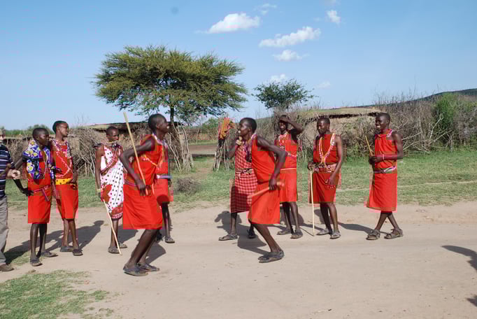 Im Dorf der Massai