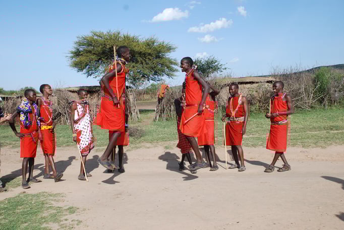 Im Dorf der Massai