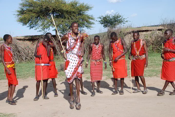 Im Dorf der Massai