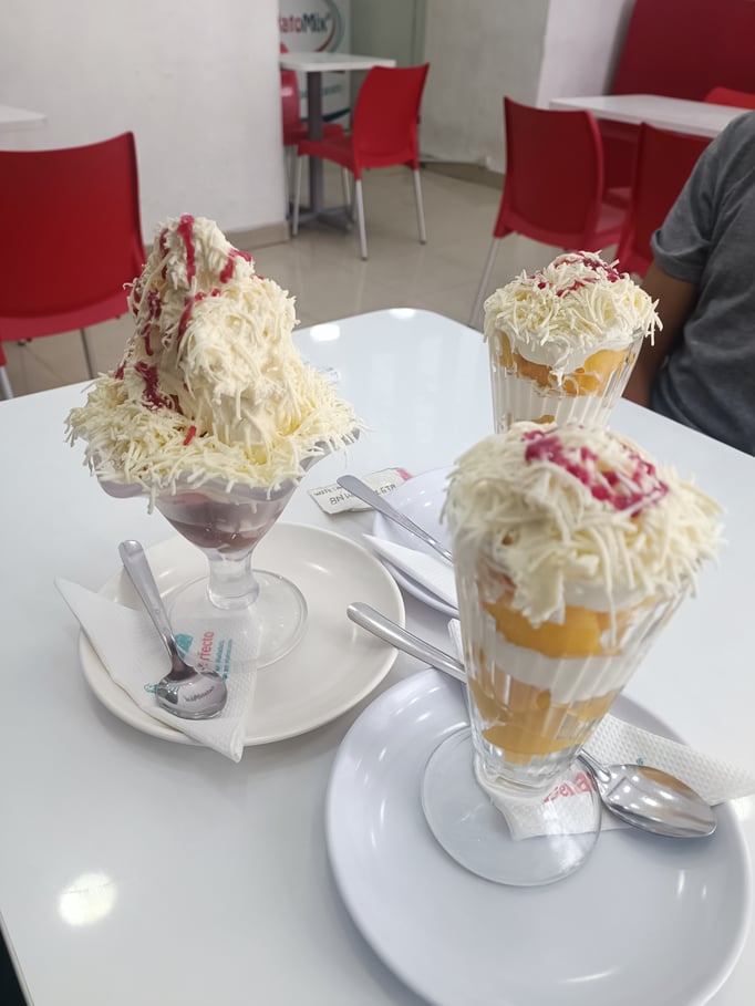 Helado con queso - Glace mit Mozzarella Käse