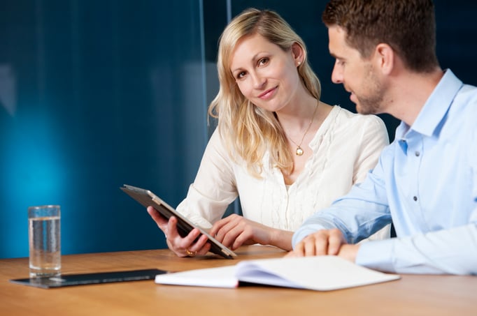 Businessaufnahmen Corporate Aufnahmen Branding Mitarbeiterportrait Fotoshooting ausdrucksstarke Portrait authentische Portraits 