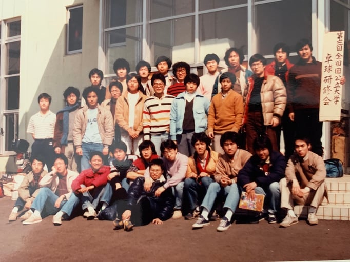 第3回全国国公立大学卓球研修会（筆者は前列左から5人目）