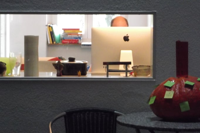 Bildschirm schirmt ab