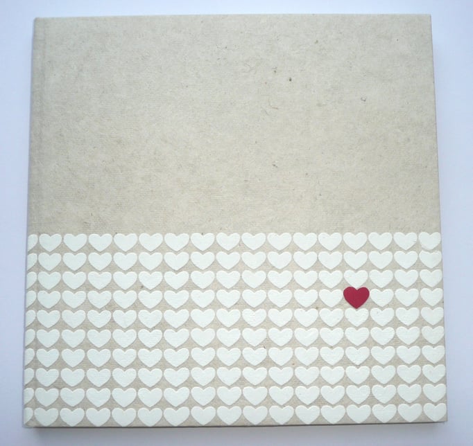 Gästebuch mit Namen Hochzeit, Hochzeitsgästebuch, schlichtes Gästebuch individuell, Gästebuch mit Herz Herzchen weiß