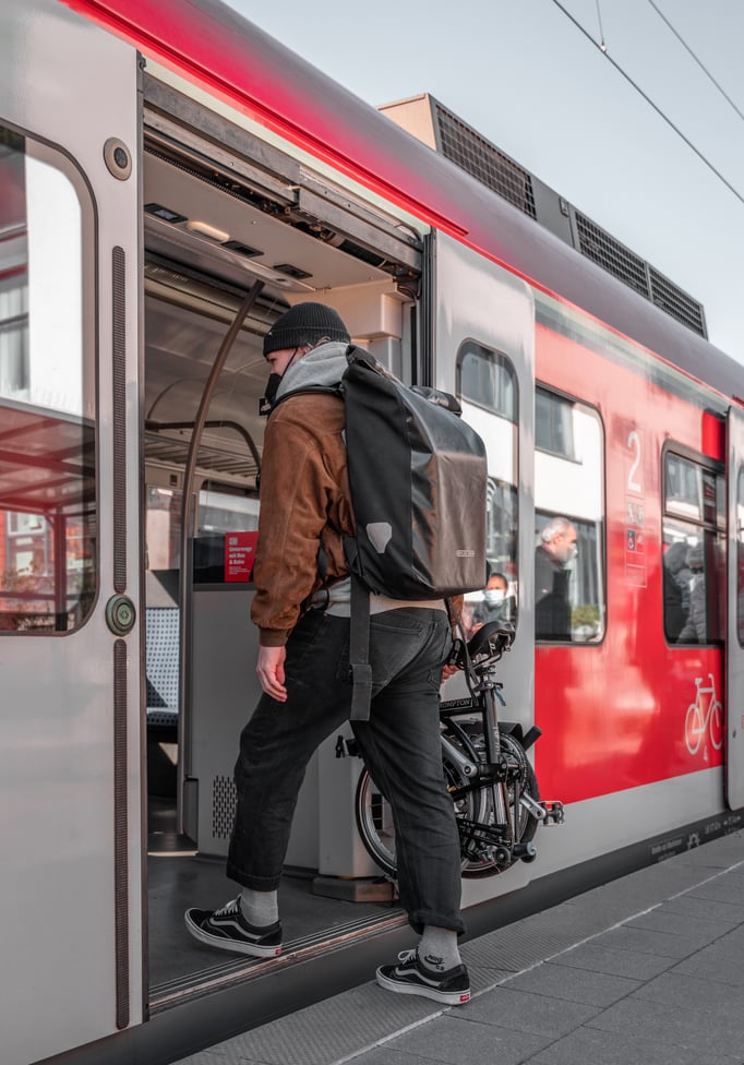 Pilotprojekt Deutsche Bahn Connect GmbH und S-Bahn Stuttgart ab dem 1. Mai 2022 mit Brompton