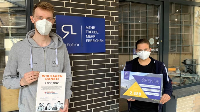 Radlabor Spendenübergabe - Hilfe für krebskranke Kinder Frankfurt