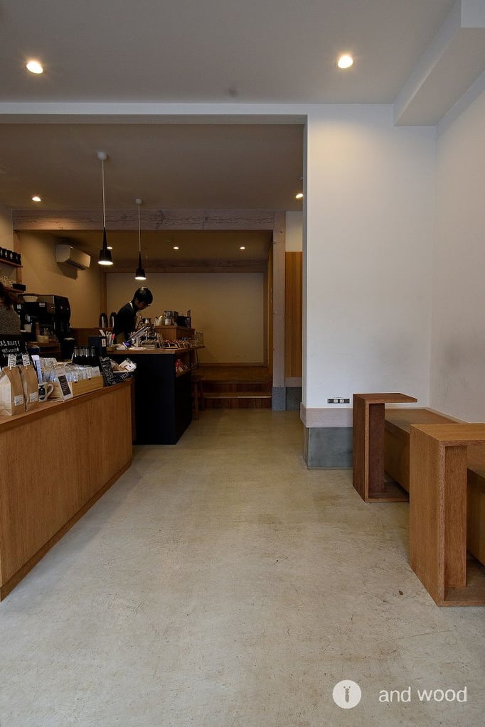 アガチス 羽目板 施工例 andwood アンドウッド 新潟 無垢フローリング