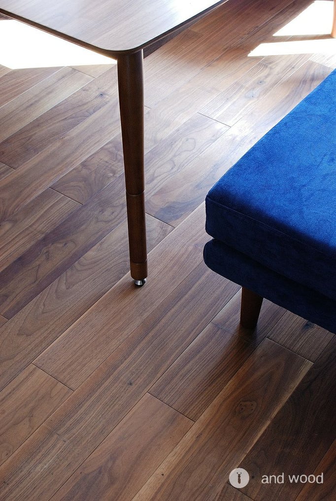 ウォールナット フローリング 施工例 andwood アンドウッド シェアハウス