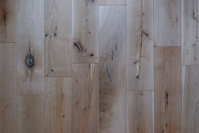 オーク 乱尺 無垢フローリング キャラクター 無塗装 andwood アンドウッド kado shoe repair & beer stop