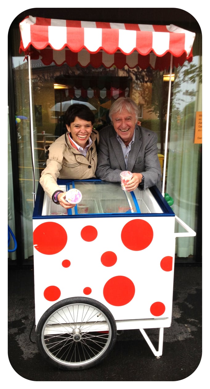 Glacé verkaufen im Kinderheim Titlisblick Luzern für einen guten Zweck