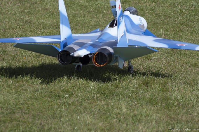 Nachbrenner an und Start zur Vorführung