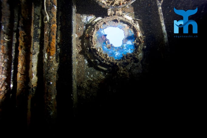  Bullauge der MS Karvela © Robert Hansen, April 2016