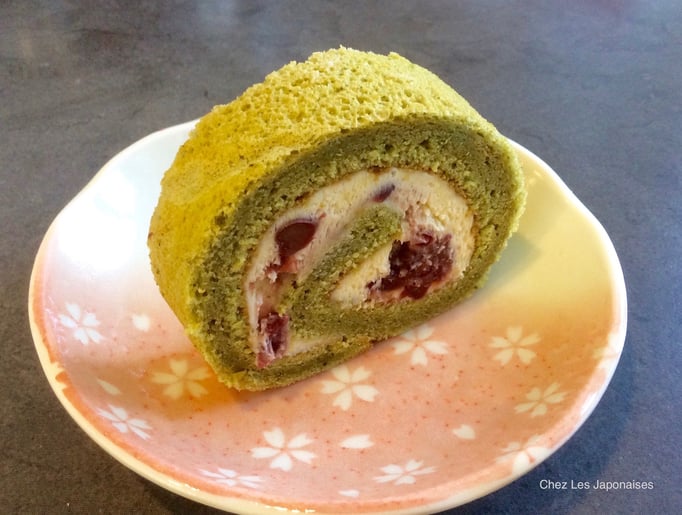 抹茶あずきロールケーキ Roll cake au thé Matcha et Haricots Azuki