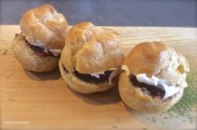 和風シュークリーム Choux à la crème Wafu avec Crème chantilly faite maison et Anko
