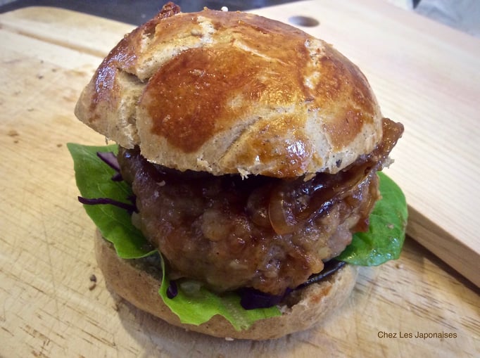 テリヤキバーガー Teriyaki burger 