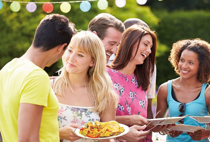 Banquets, fêtes, anniversaires autour d'une paella géante