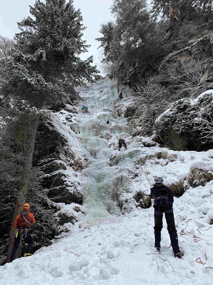 Bergführer Eisklettern Eiskletterkurs Eiskletterführung