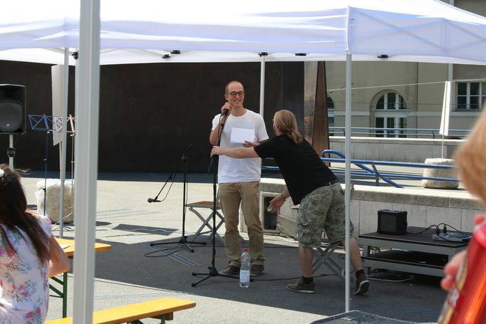 Slam Poet Manuel Diener bereitet sich vor ...