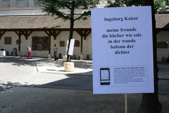 Gedichtplakte in der Innenstadt ...