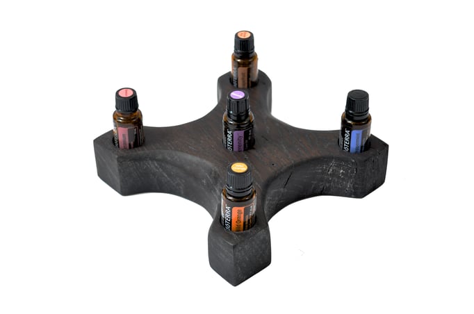 Räuchereichenholz Aufsteller/Display für 5 Fl. dōTERRA oil Nr.2