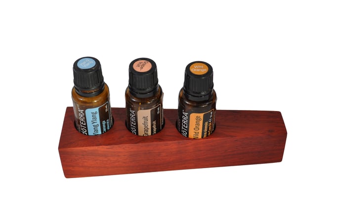Padoukholz Aufsteller/Display für 3 Fl. dōTERRA oil Nr.5