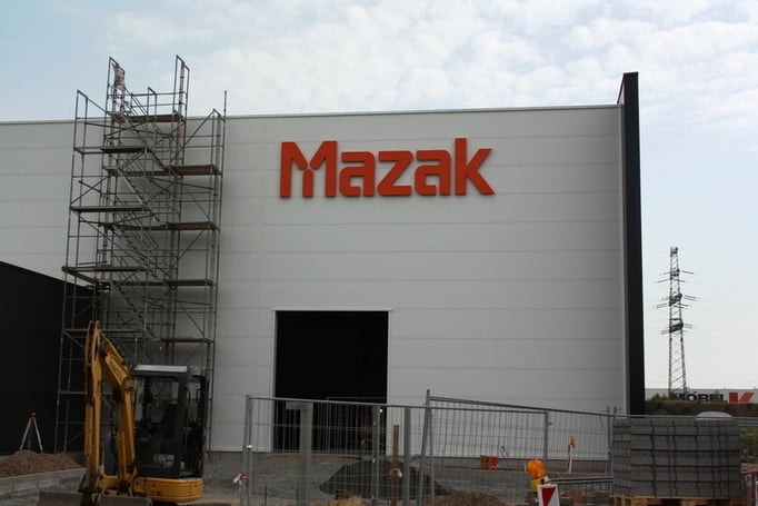 MAZAK, Leipzig | Einzelbuchstaben im Profil 1, unbeleuchtet