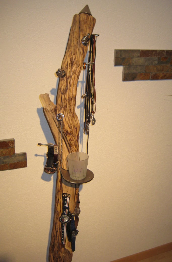 Ketten- und Uhrenständer