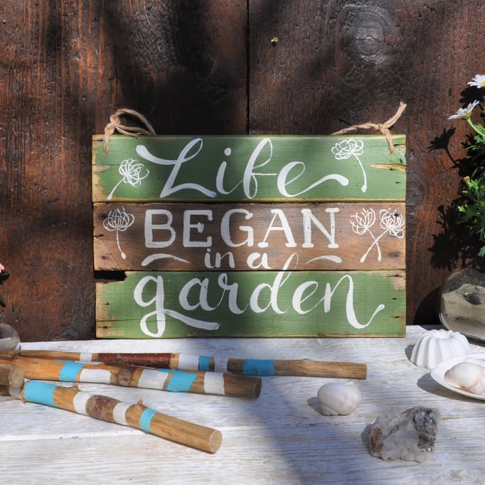 Life began in a Garden  Nr. 3  ca.  38/24cm  56.-