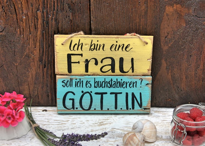 Göttin Nr. 3  ca. 20cm/16cm   Fr. 28.- auf Bestellung 