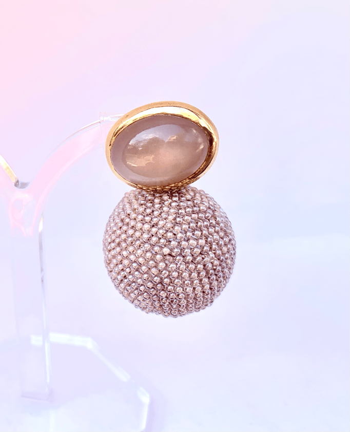  Ohrring Mondstein P.a.A., Kugel € 460,00