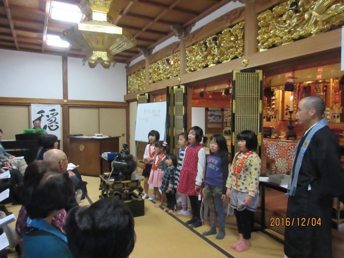 広島・福山の浄土真宗　南光坊での子供による『夕焼け小焼け』