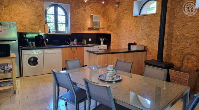 Cuisine équipée, espace repas