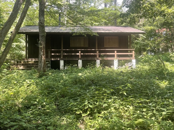 長野県　松本市　長野市　飯綱高原　建築設計事務所　建築家　news設計室　丸山和男　別荘設計　飯綱高原の山小屋Ⅰ　設計監理　引渡し