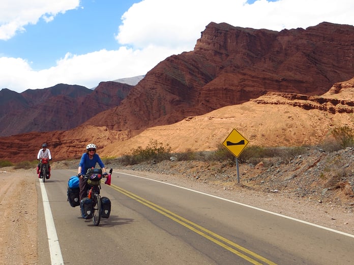 Bea und Olivier auf der der RN 68 (nach Alemania).