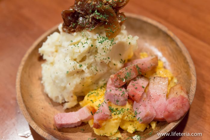 LifeTeria　炉端バル　さま田