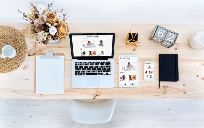 名刺代わりのホームページとは