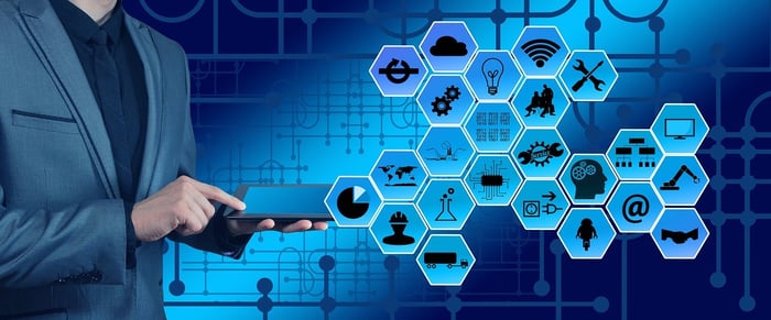 ウェブサイトの作り方を目的や用途別に紹介!おすすめ作成サービスも