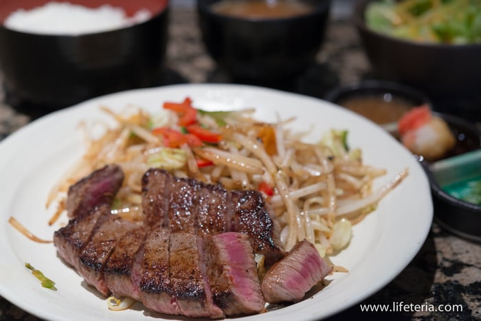 LifeTeria　ブログ　鉄板焼　東洋