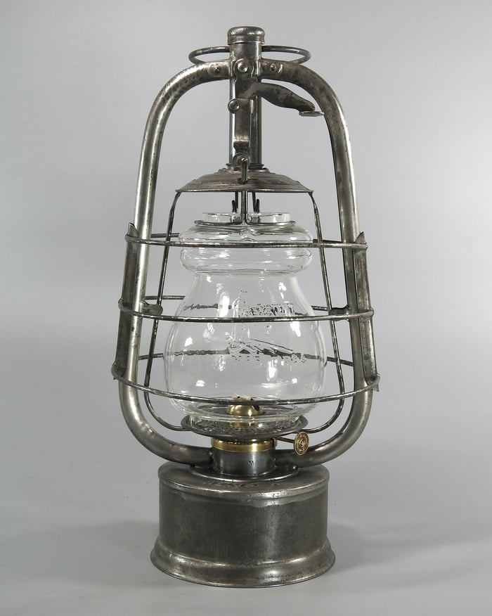 EGLOFF & CIE 'HELVETIA' SWISS MILITARY LANTERN WITH 'RESISTENT' GLOBE