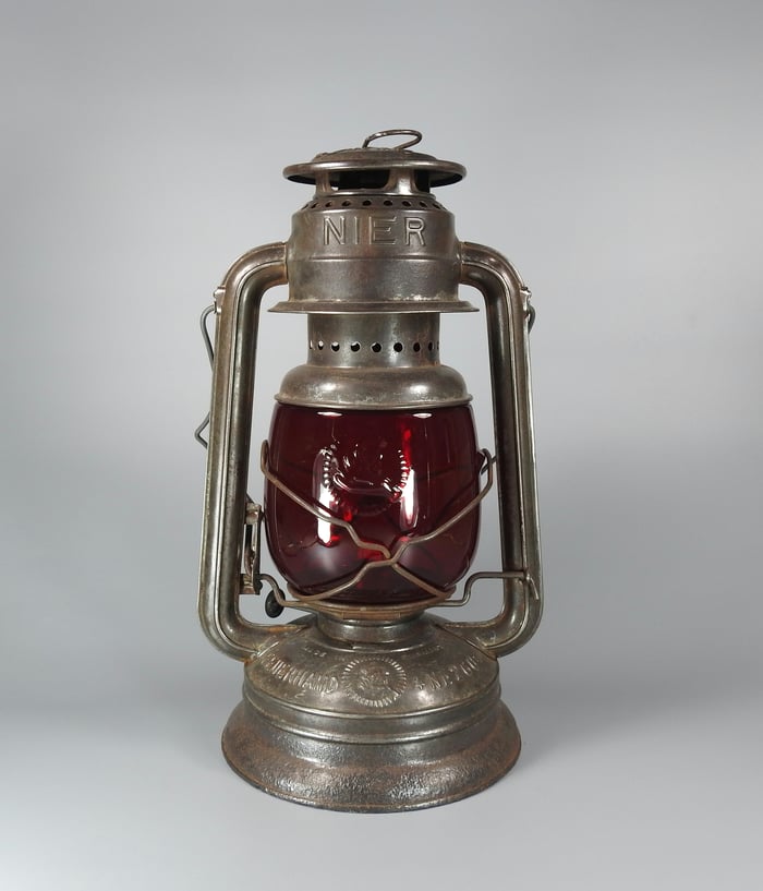 NIER FEUERHAND Nr. 260