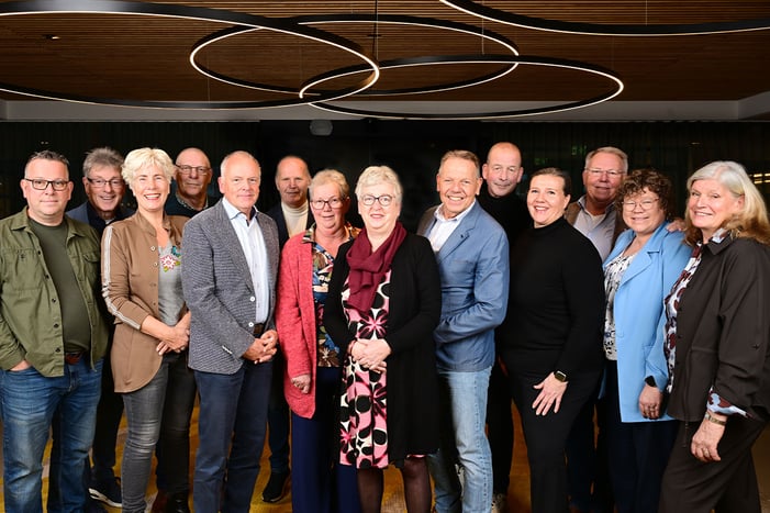 De bestuursleden, fractie en kandidaten van Senioren Dijk en Waard