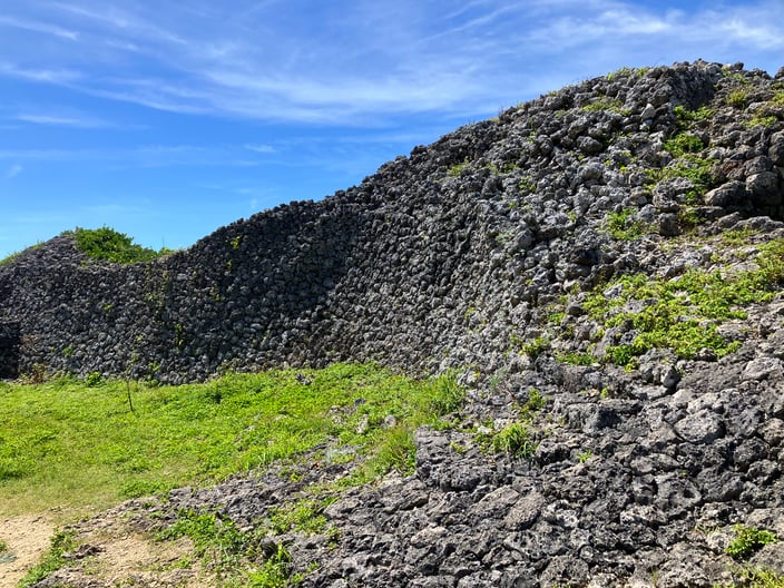 令和7年6月13日 場所:具志川城跡