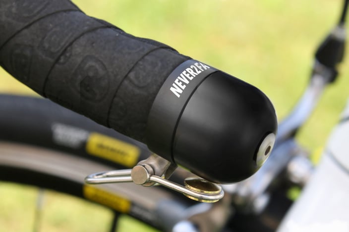 RoadNGravel - RNG Lenkerendklingel (Fotos: © Hersteller)