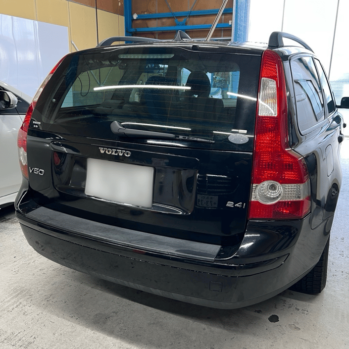 VOLVO V50　カーフィルム施工　WINCOS　新潟　施工前　リアガラス