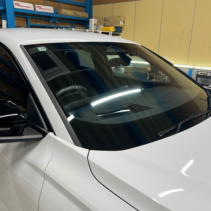 Audi SQ6 Sportback e-tron　カーフィルム施工　プロテクションフィルム施工　新潟　フロントガラス